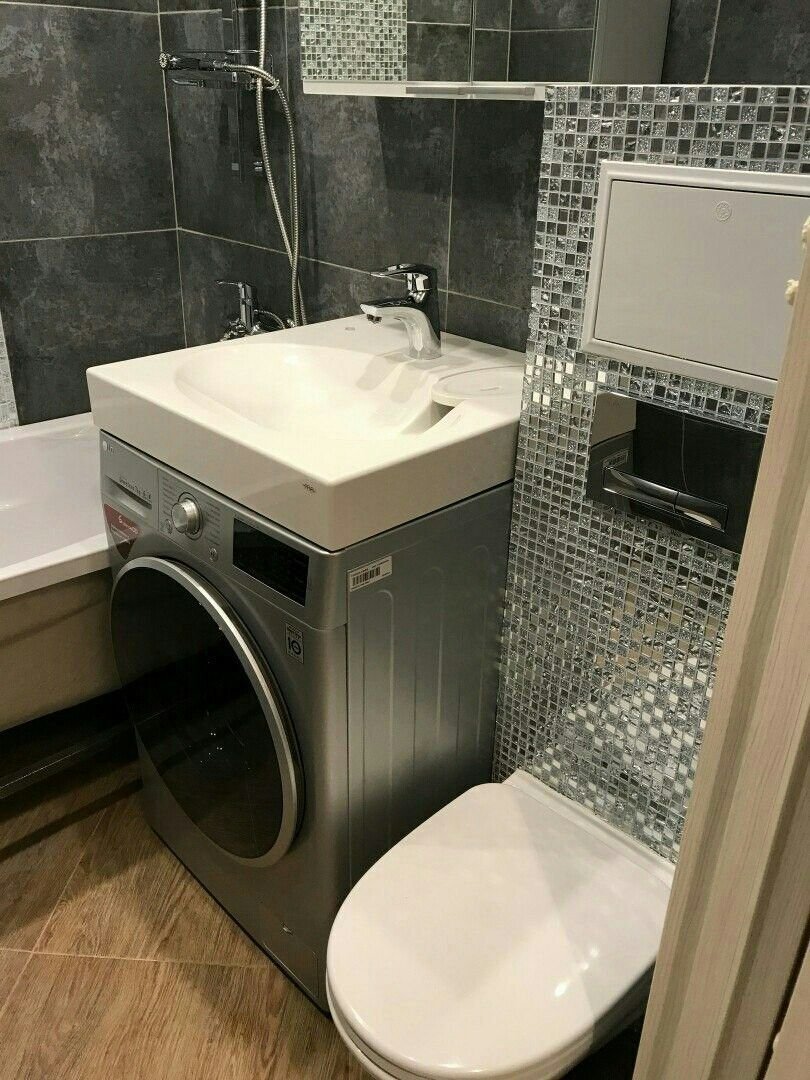 Ванная со стиральной машиной под раковину