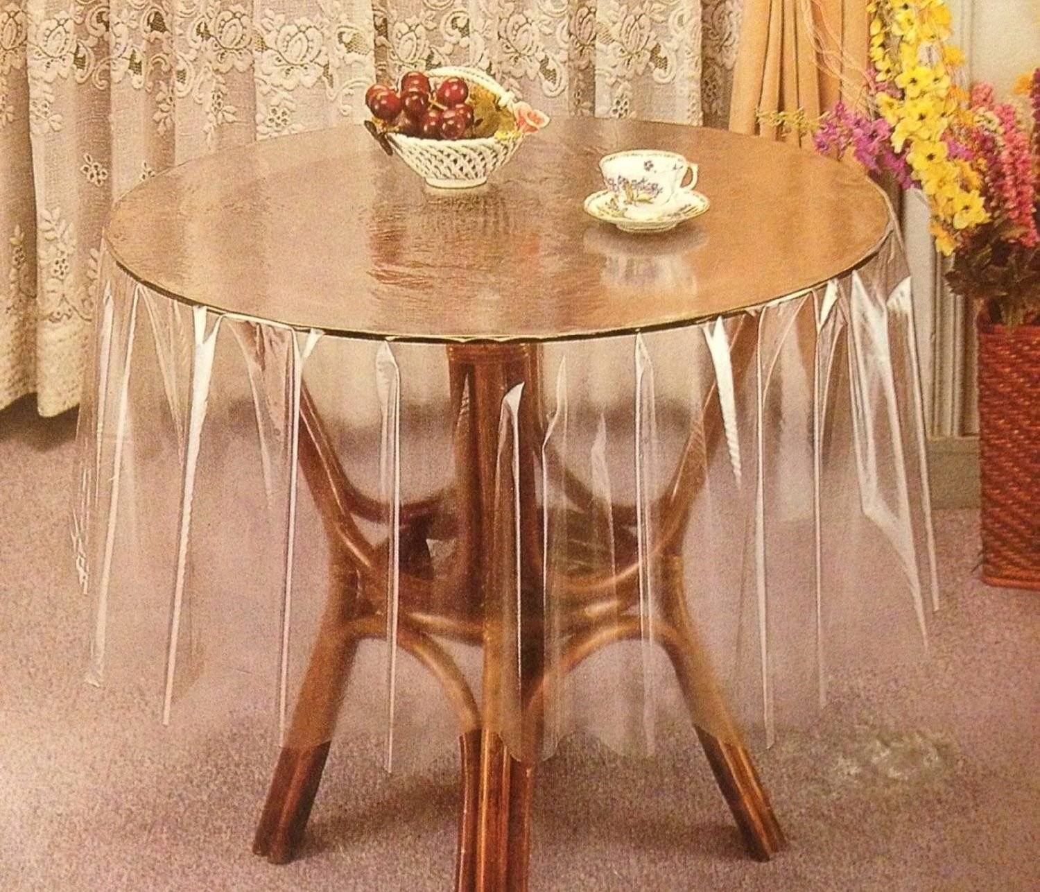 Красивая клеенка на круглый кухонный стол
