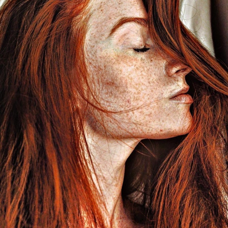 Рыжие волосы и веснушки