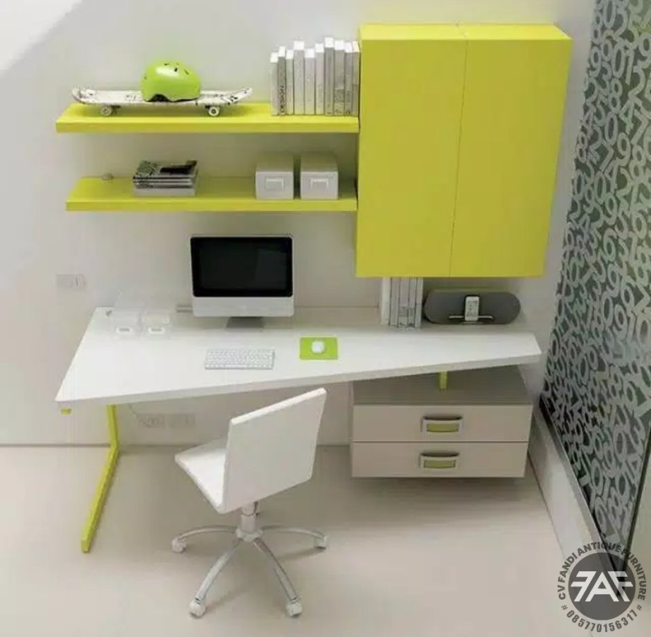 Современный письменный стол для школьника
