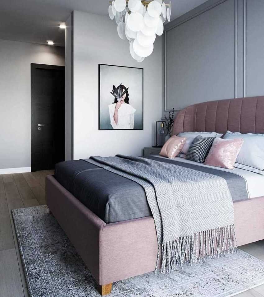 Кровать с мягкой спинкой розовая