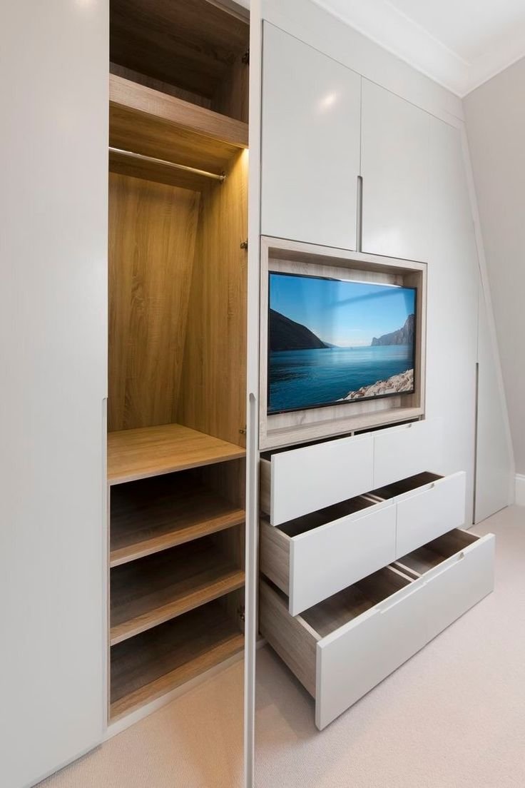 Телевизор встроенный в шкаф