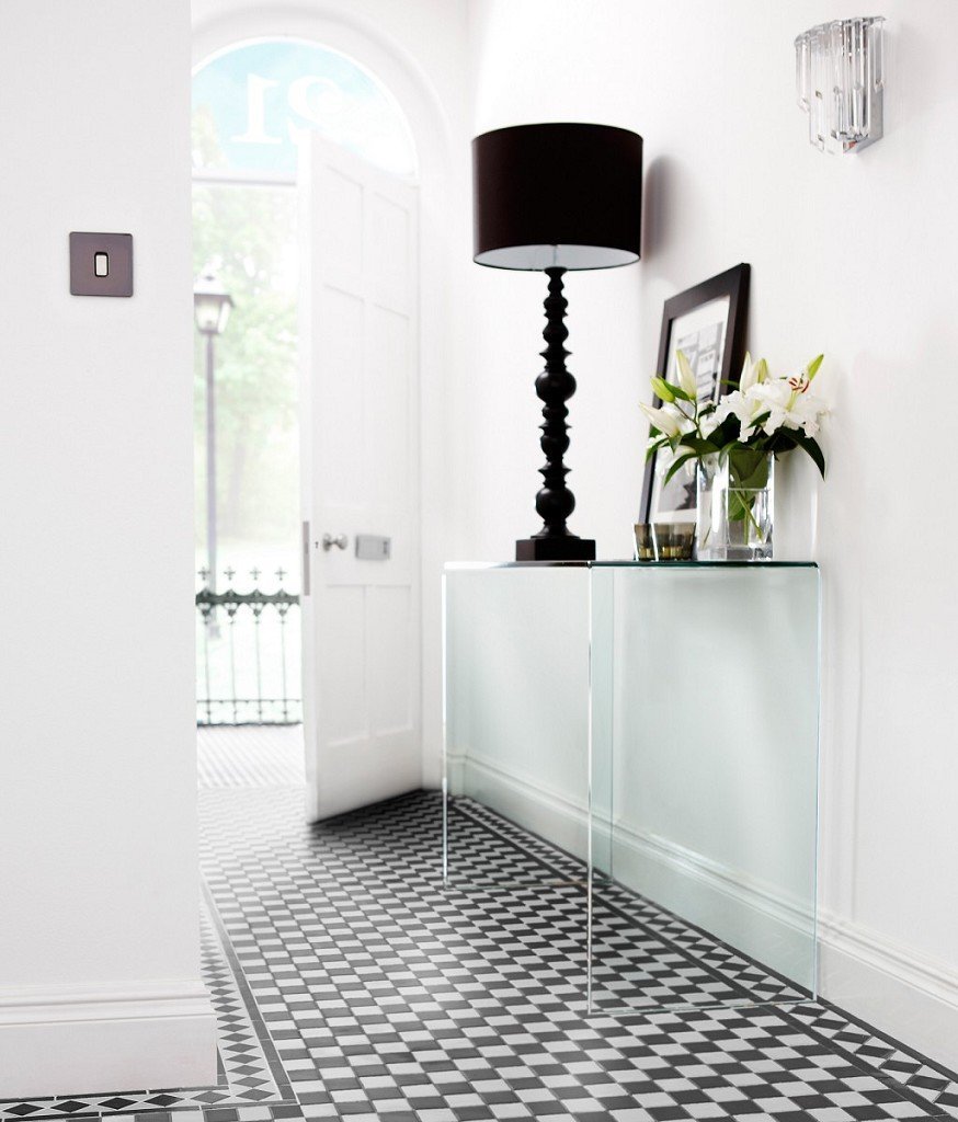 Черно белая плитка