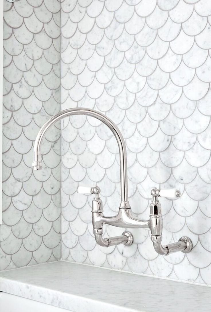 Арабески Kerama Marazzi белый фартук