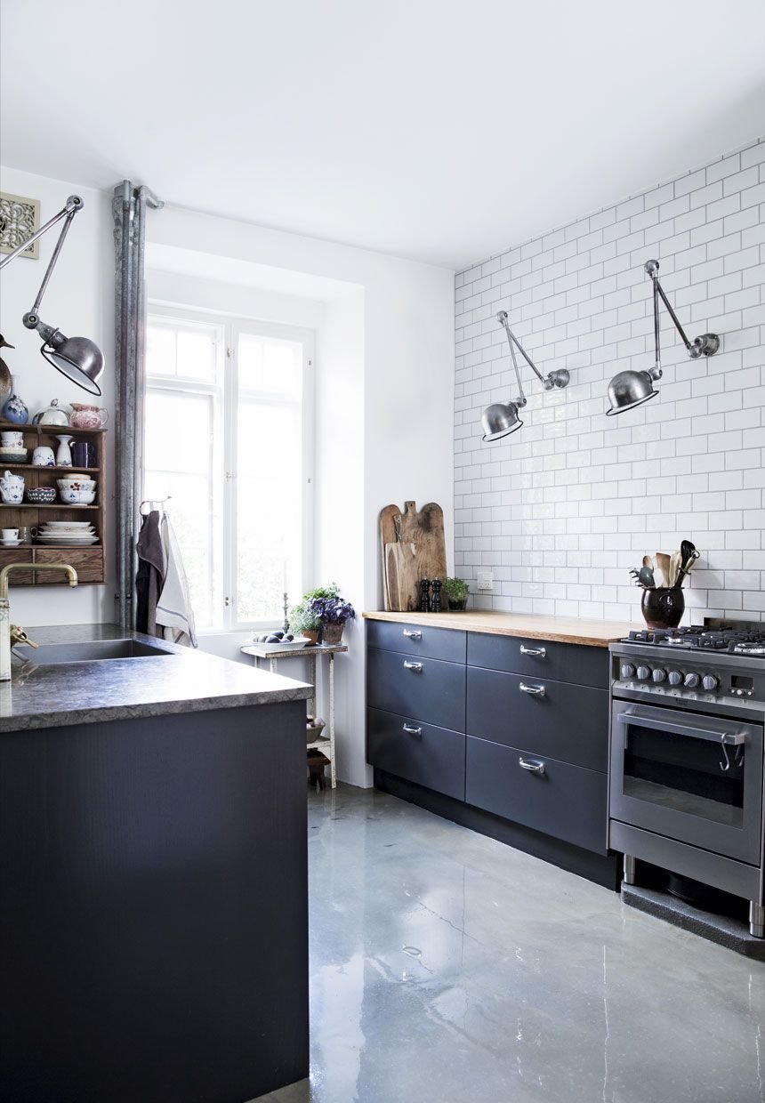 Кухни без верхних ящиков в скандинавском стиле