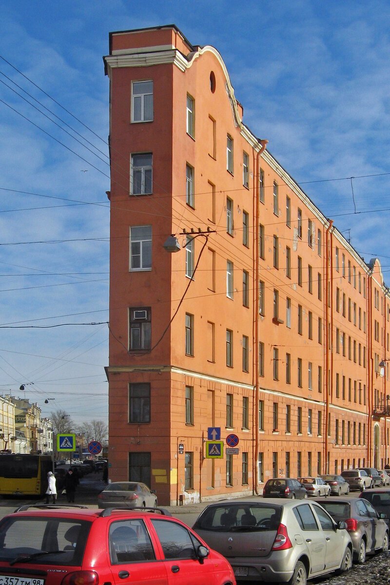Плоский дом в Орле
