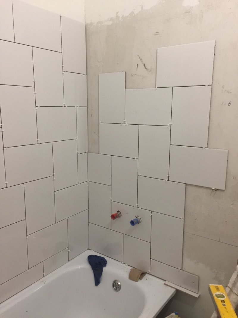 Укладка плитки в ванной на стены