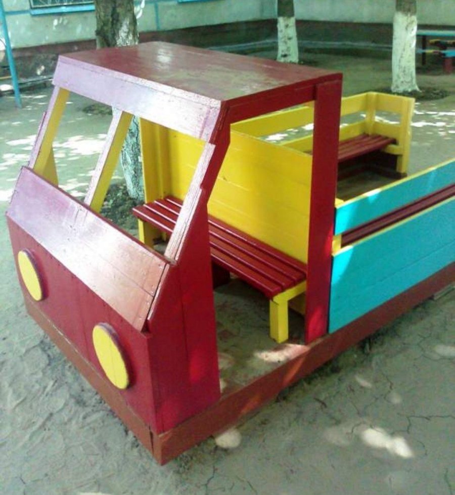 Машина для детского сада на площадку