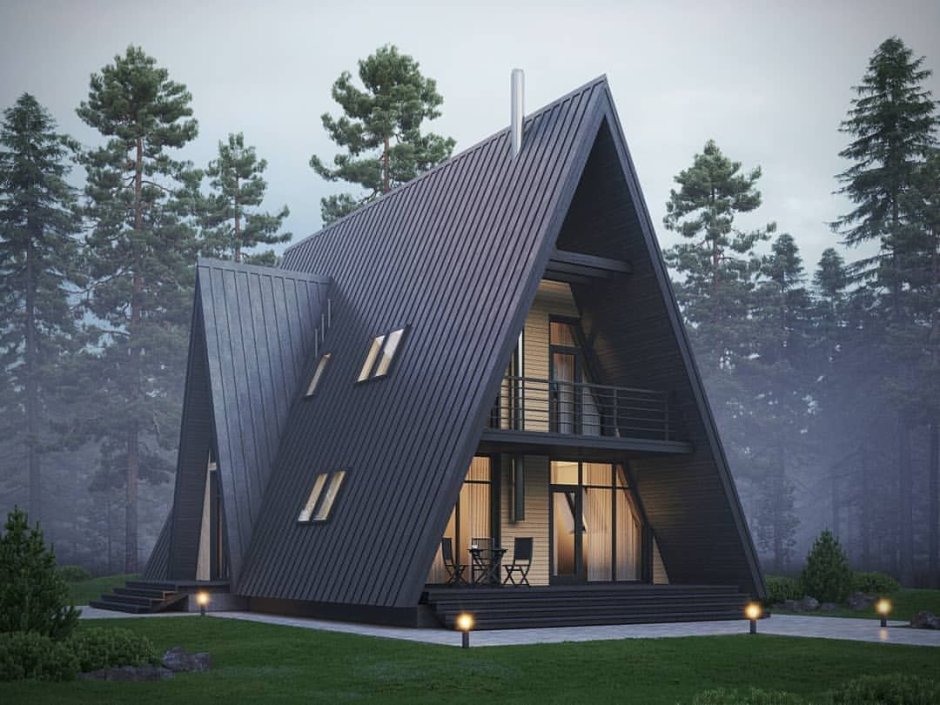 Треугольный дом внутри