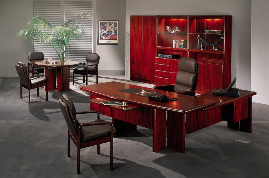 Офисная мебель красное дерево