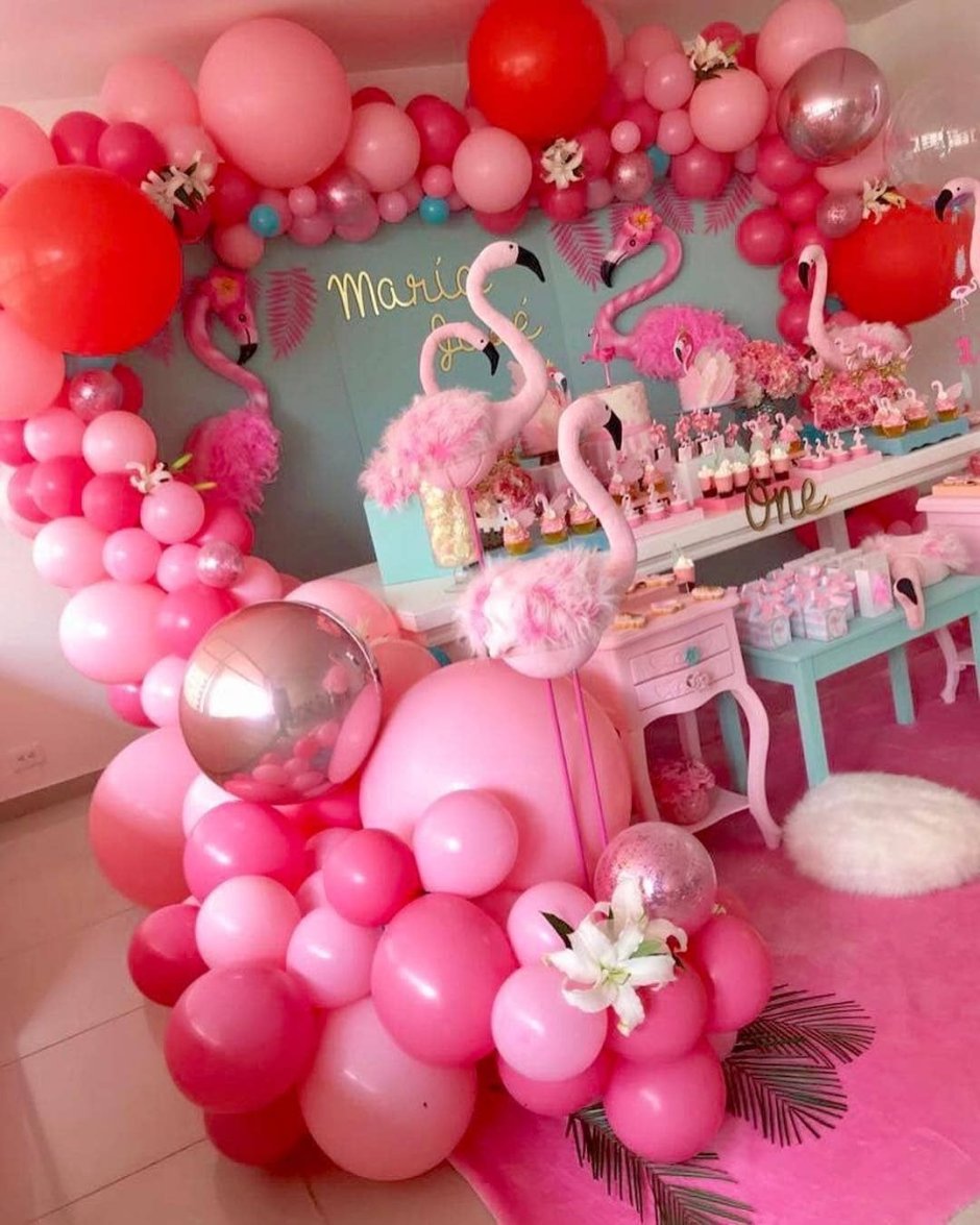 Розовые шары на день рождения девочке