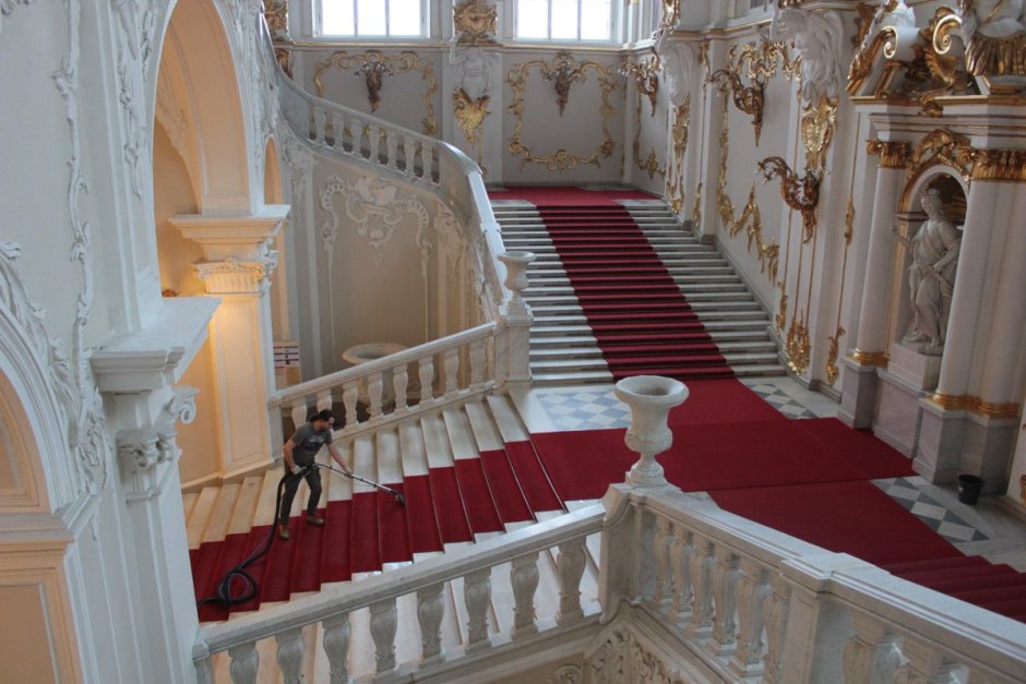 Растрелли зимний дворец Иорданская лестница