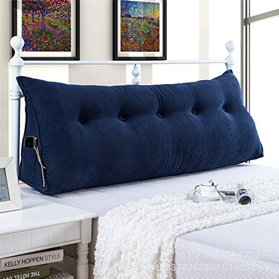Синие подушки на диван