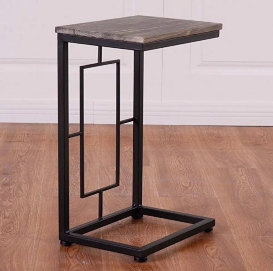 Прикроватный столик из металла