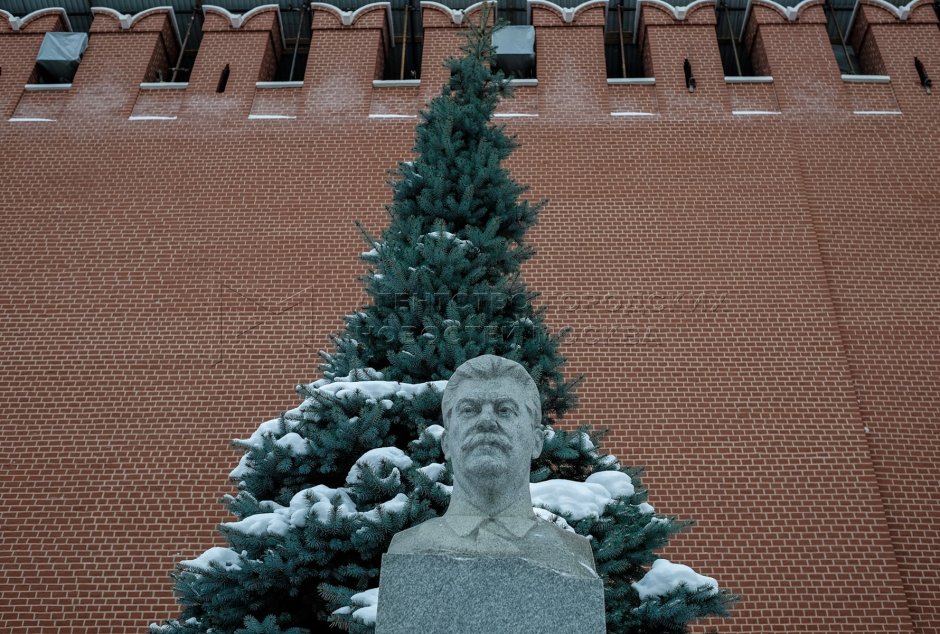 Некрополь у кремлёвской стены, Москва, красная площадь
