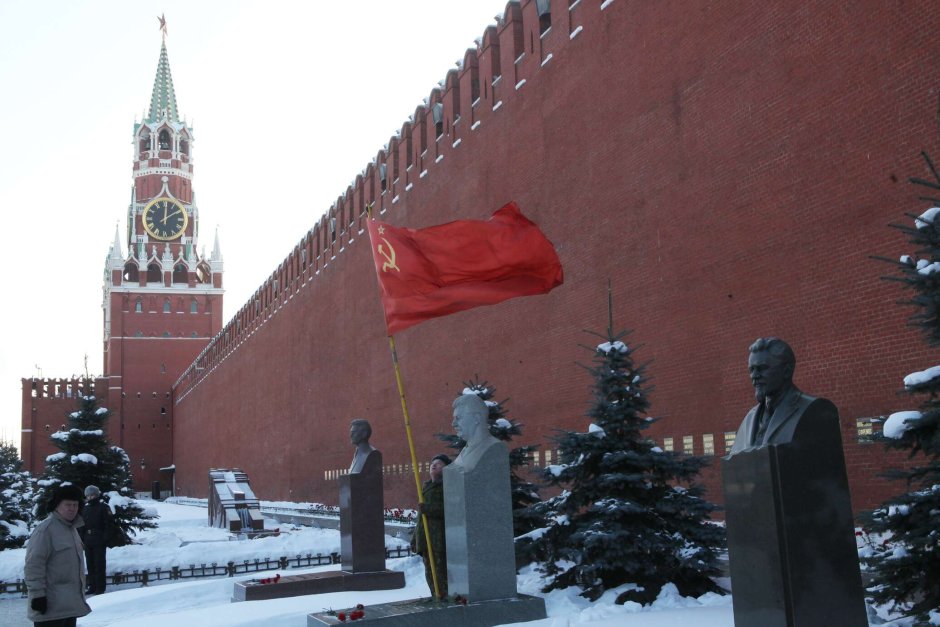 Памятник Сталина в Москве на красной площади
