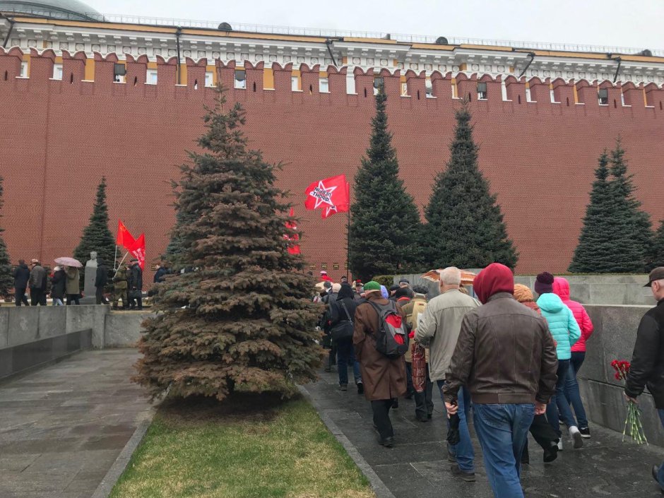 Кремлевская стена Москва