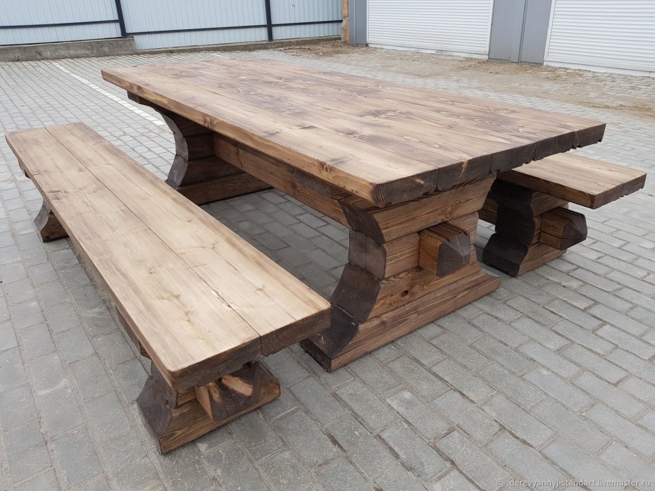 Стол кухонный деревянный