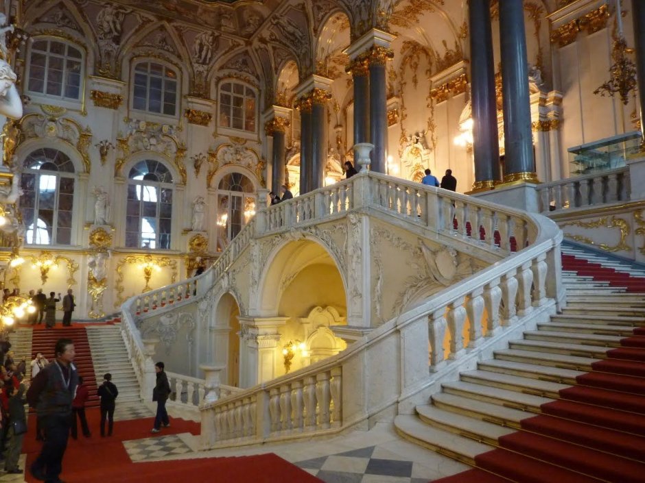 Мраморная лестница Метрополь