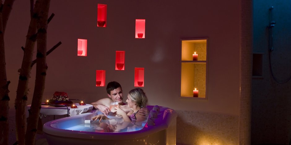 Романтическая ванна для двоих