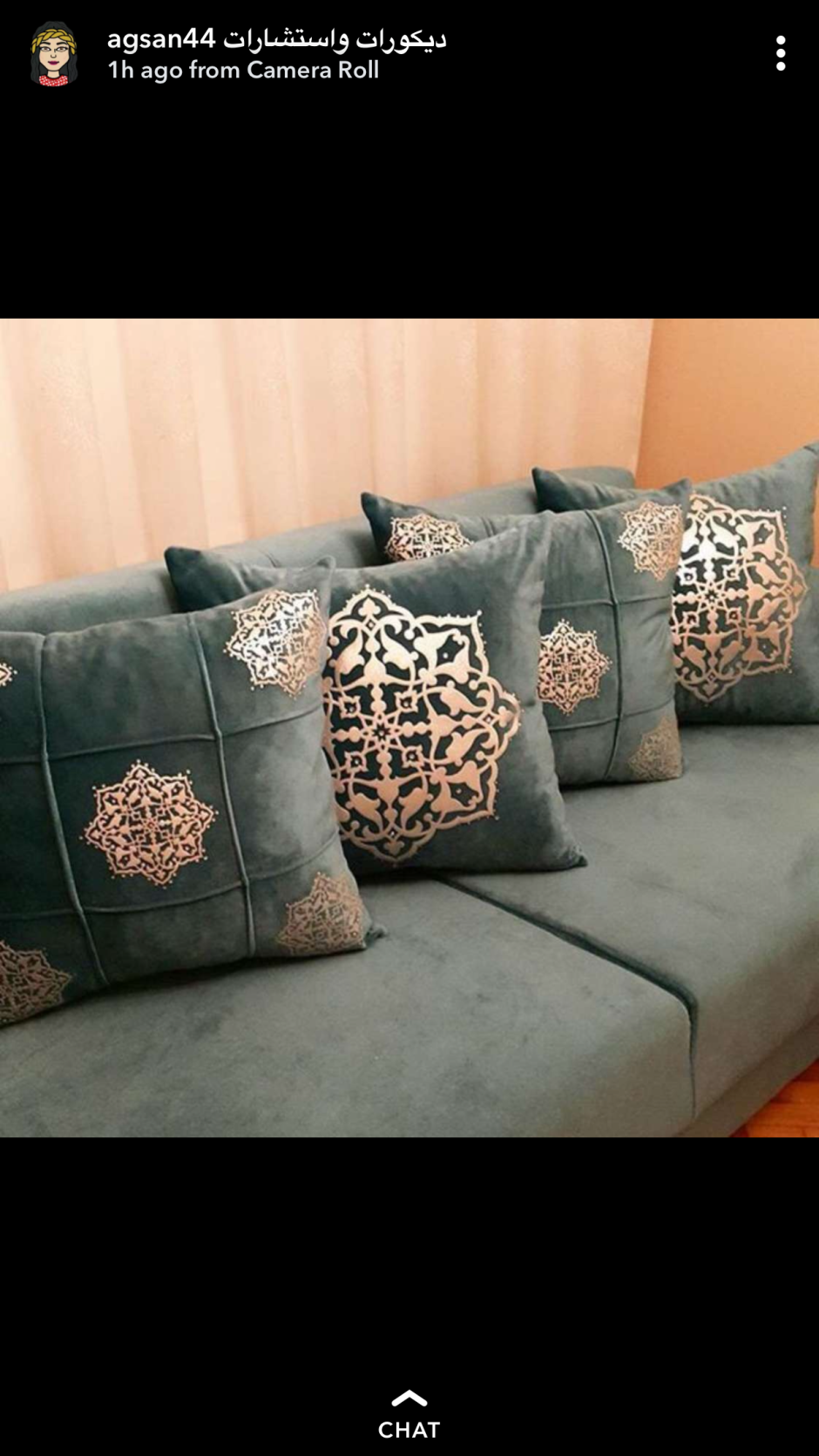 Декоративные подушки на диван в интерьере своими