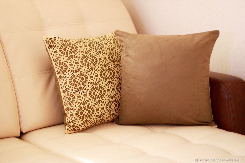Подушка для дивана