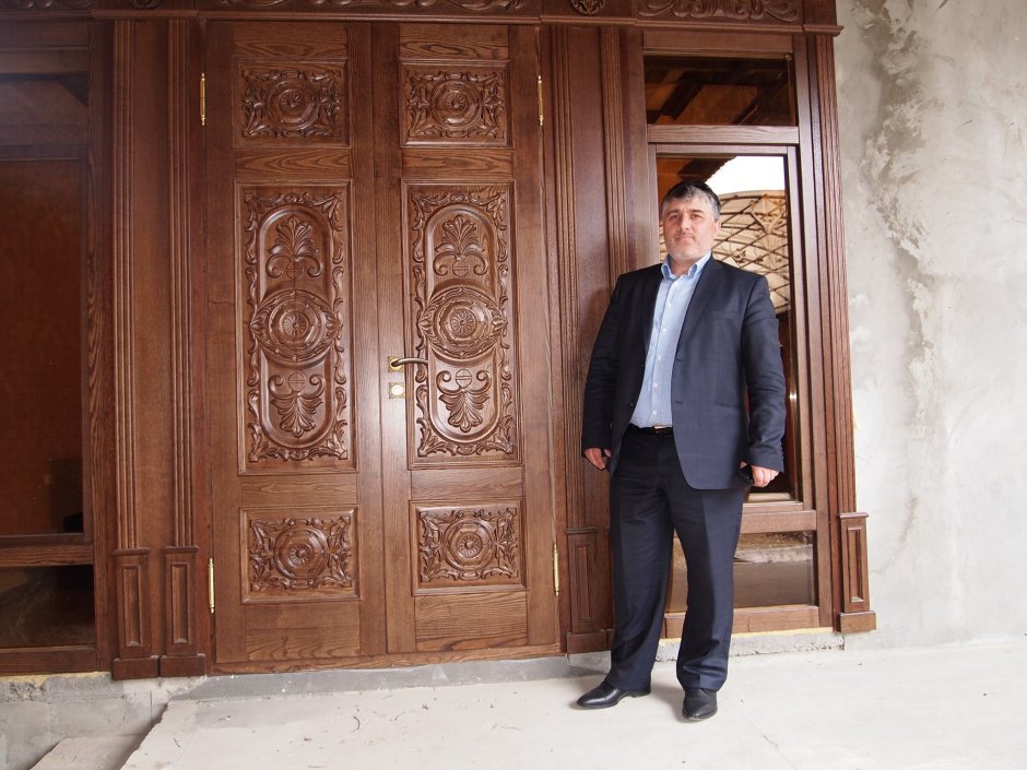 Рамос двери в Дербенте