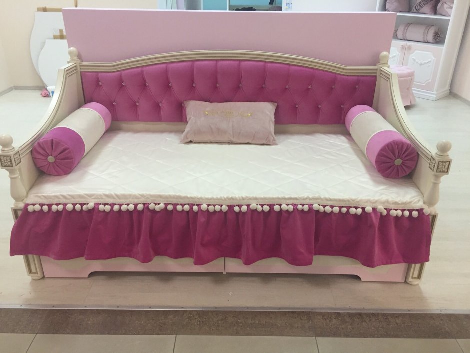 Кровать диван для девочки