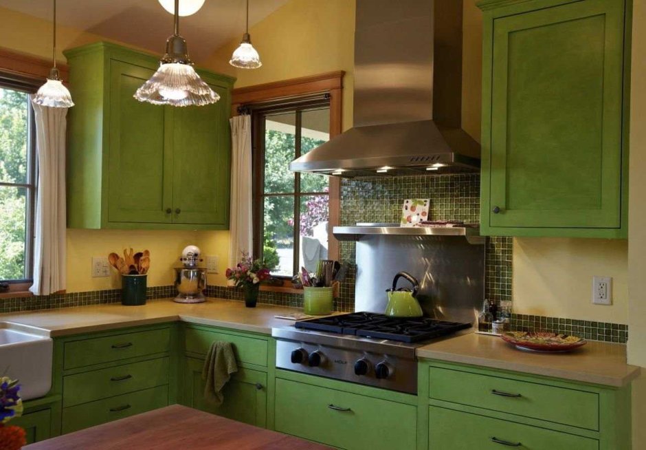 Кухонный гарнитур зеленый