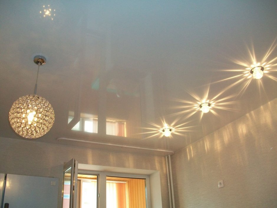 Схемы освещения натяжного потолка встраиваемыми лампами
