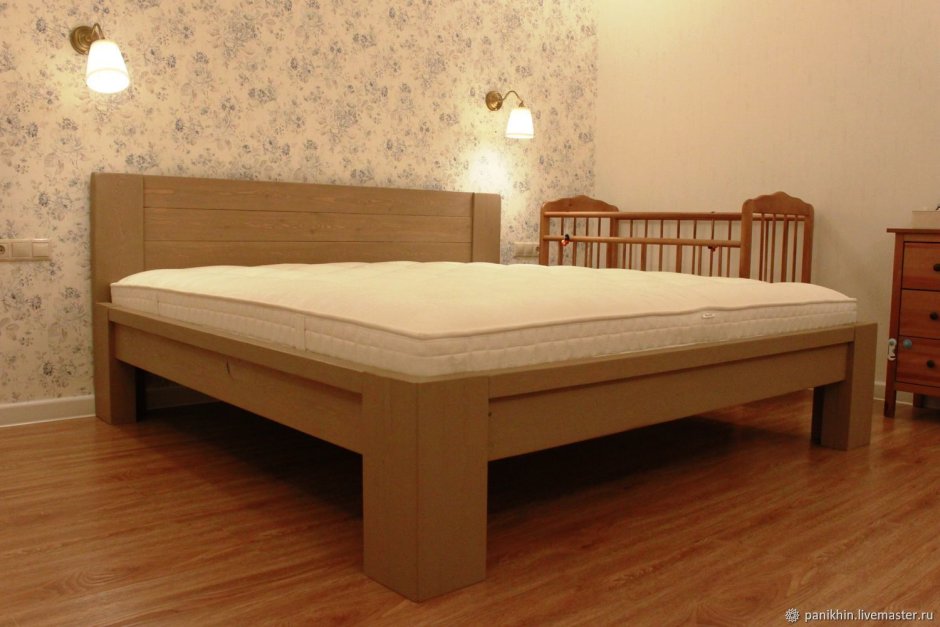 Кровать из лиственницы