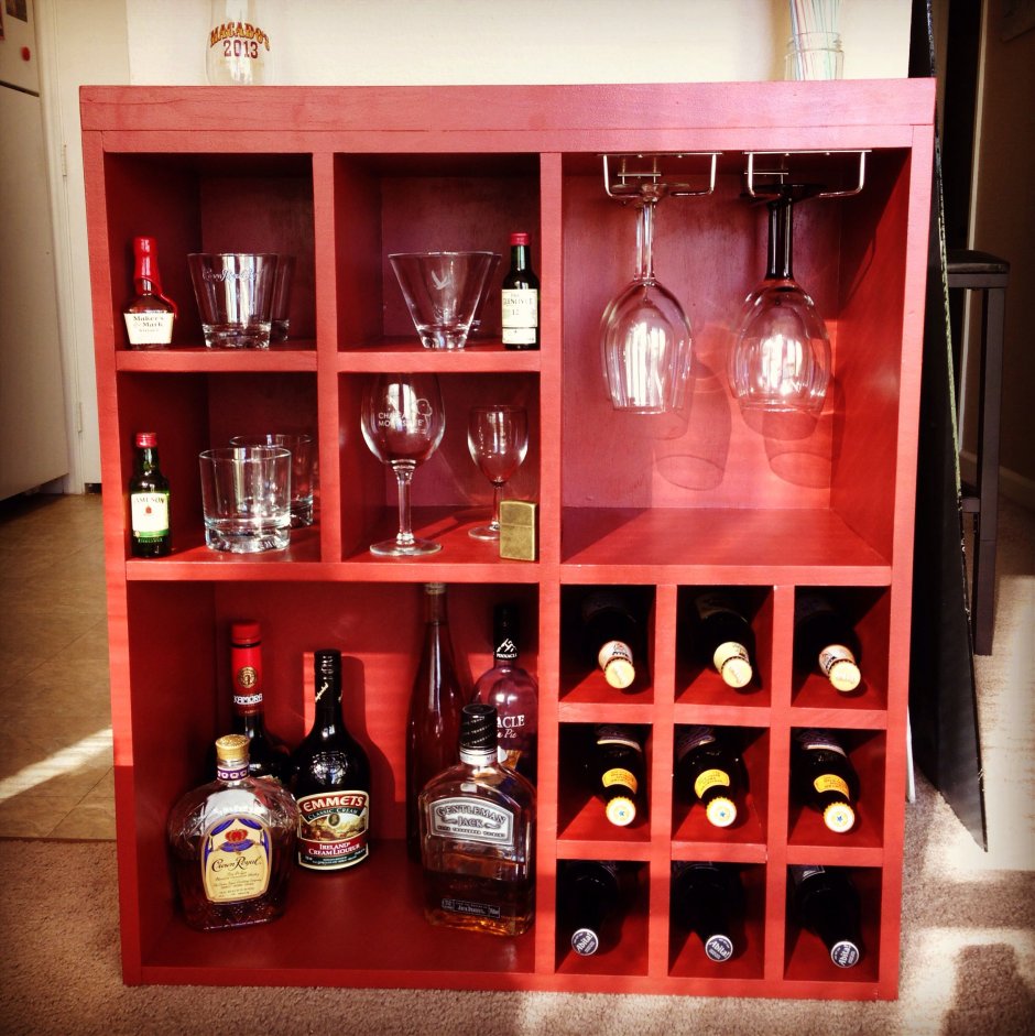 Шкаф для коллекции алкоголя