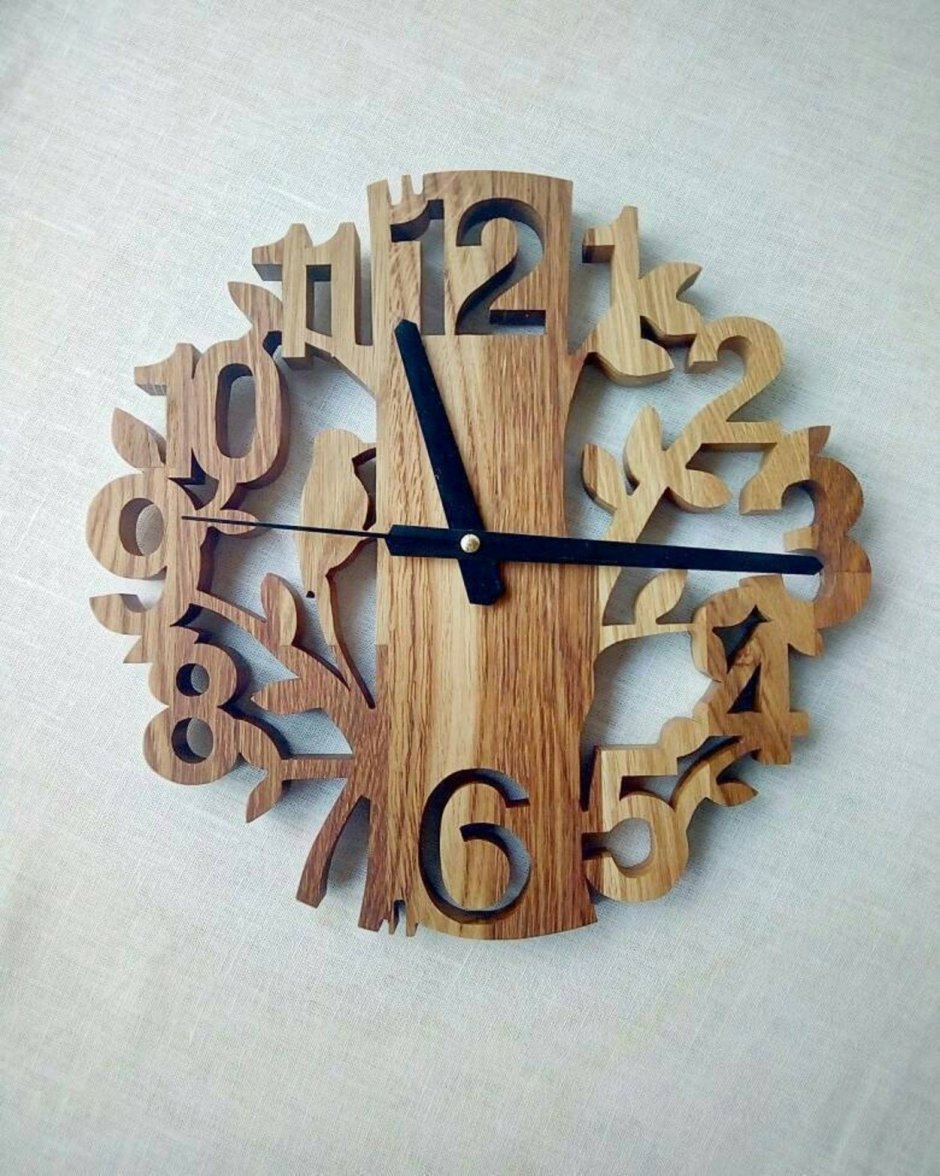 Авторские часы из дерева
