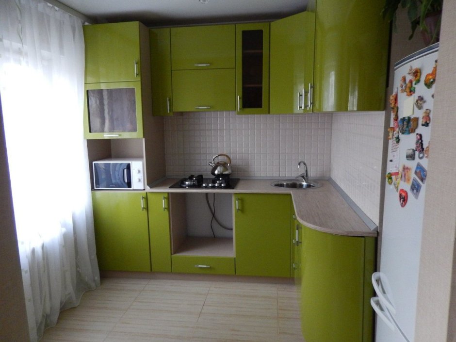 Угловая кухня 6м2