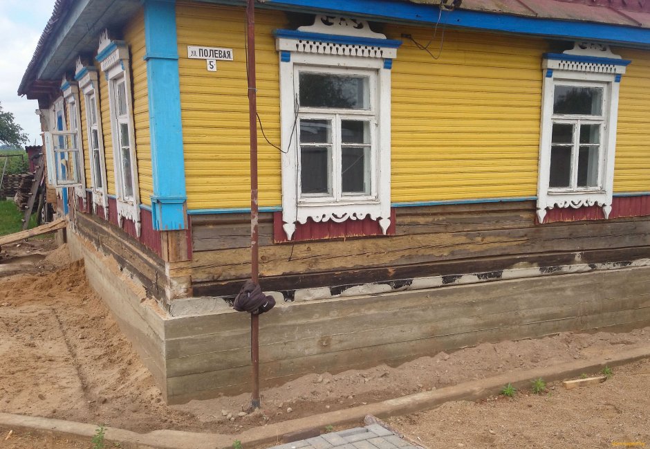 Фундамент старых деревянных домов