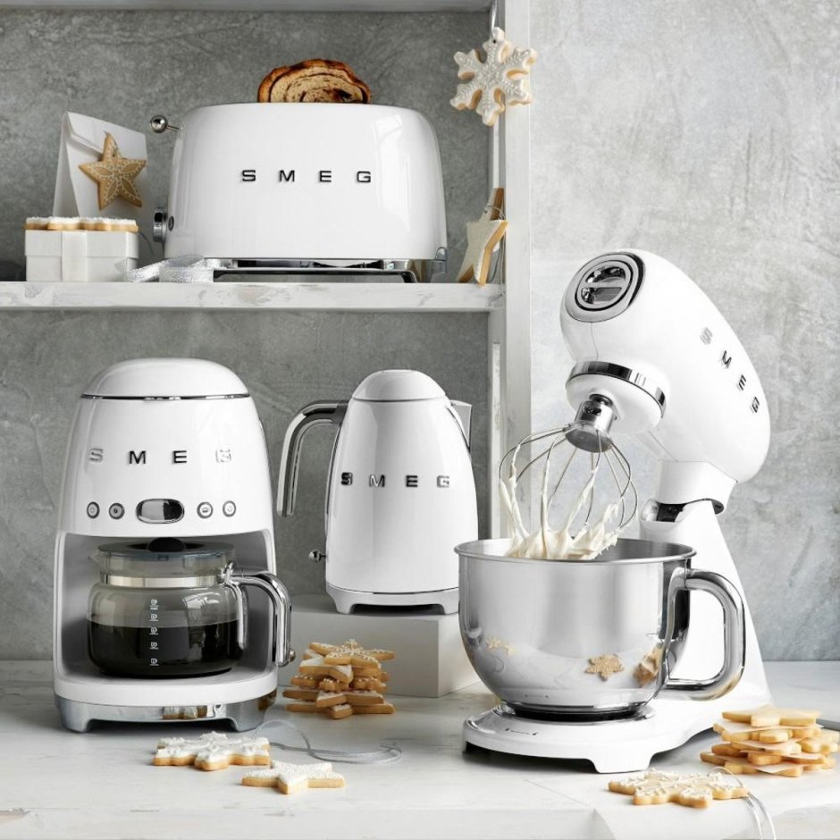 Миксер Smeg smf03wheu