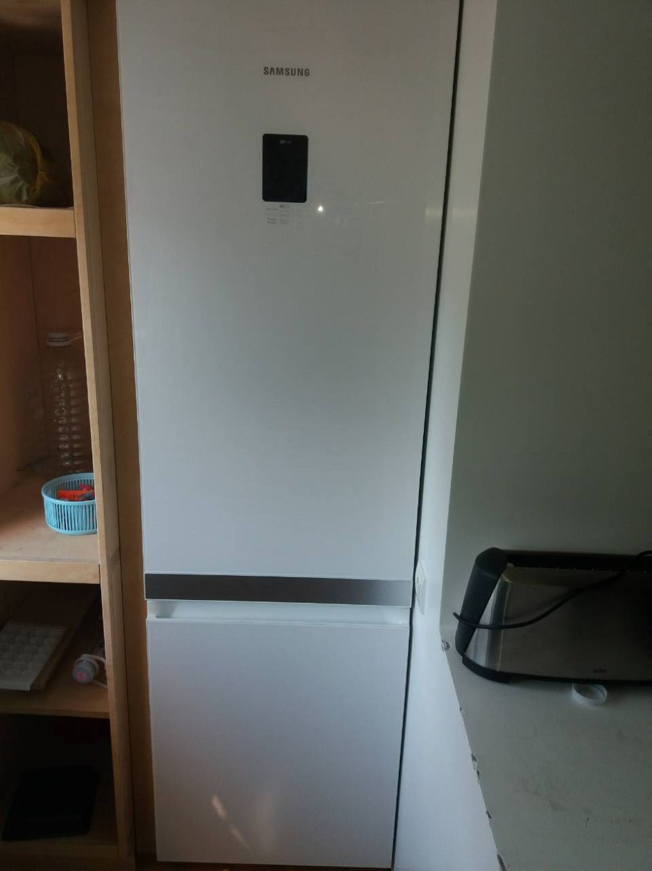 Холодильник самсунг со стеклянной дверью белый