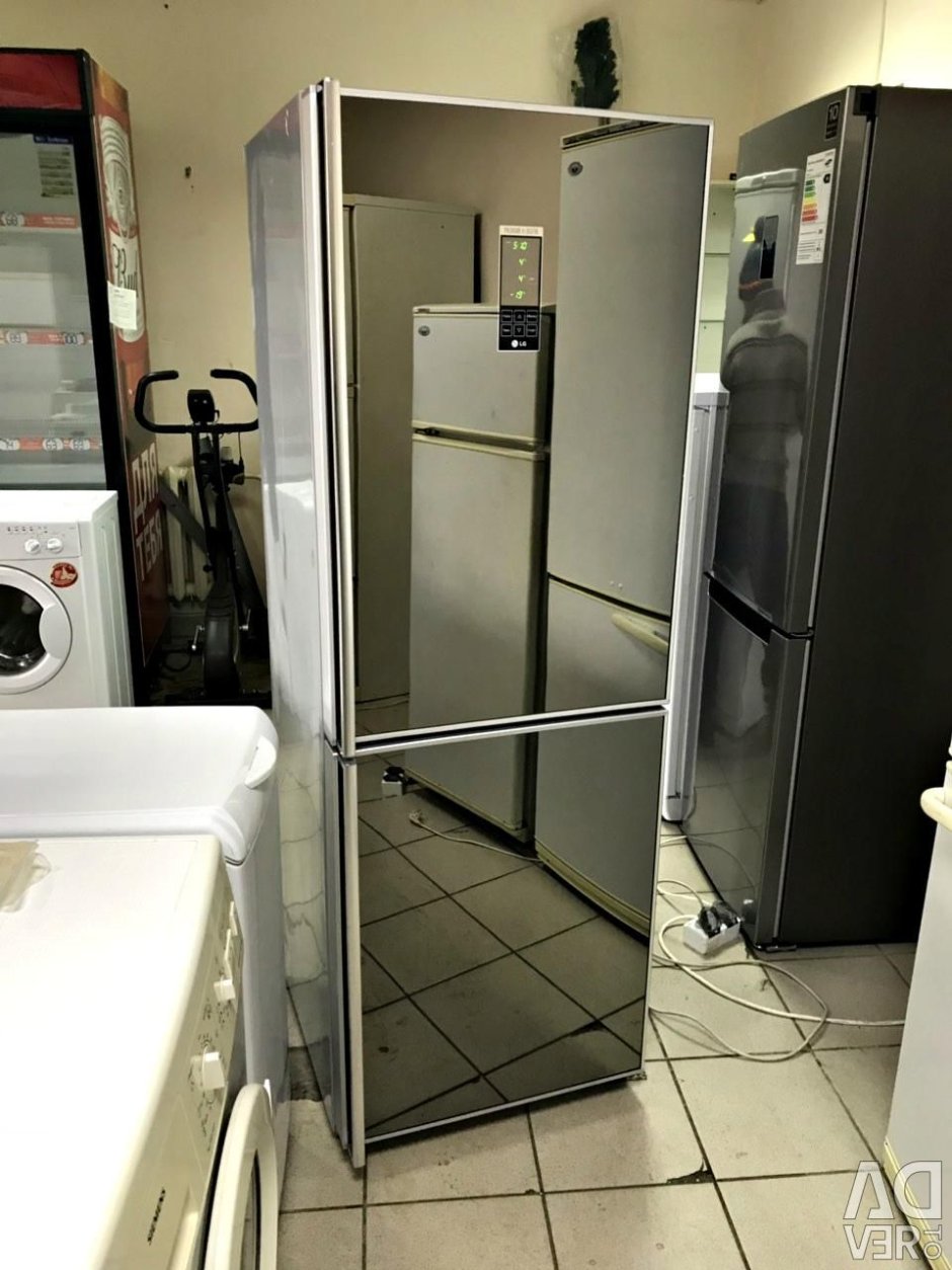 Холодильник LG GC 336 зеркальная дверца
