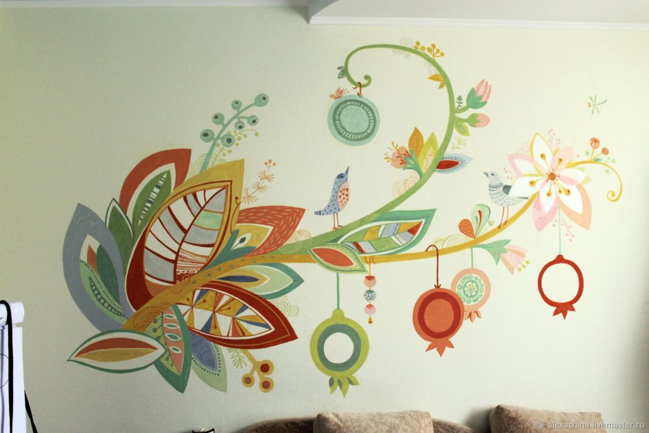 Декор стен водоэмульсионной краской