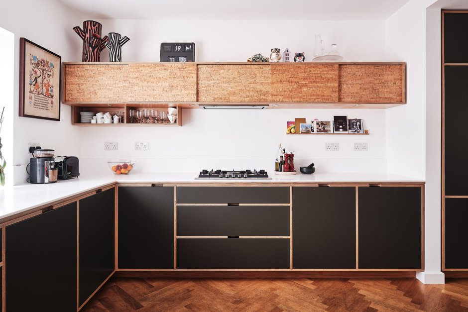 Кухонный гарнитур из ламинированной фанеры