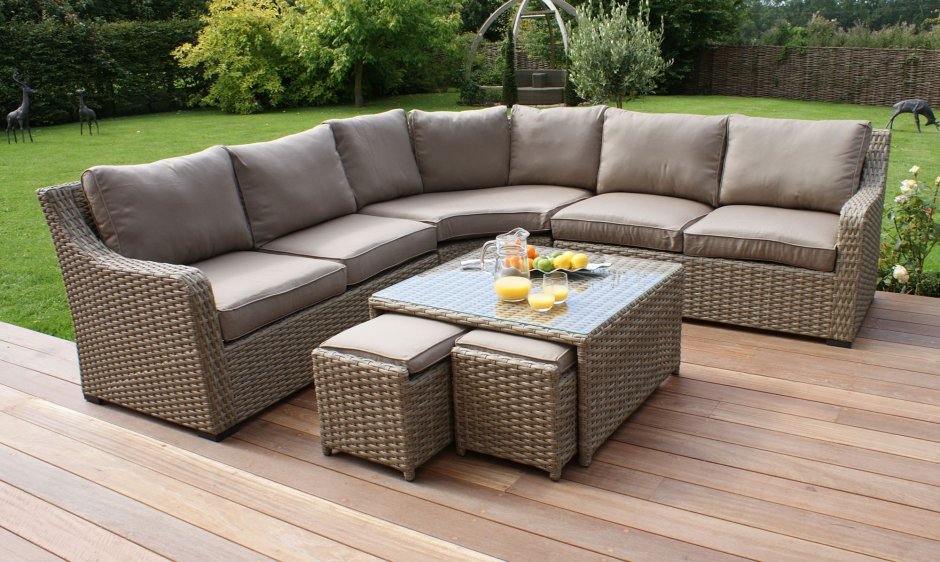 Садовая мягкая мебель