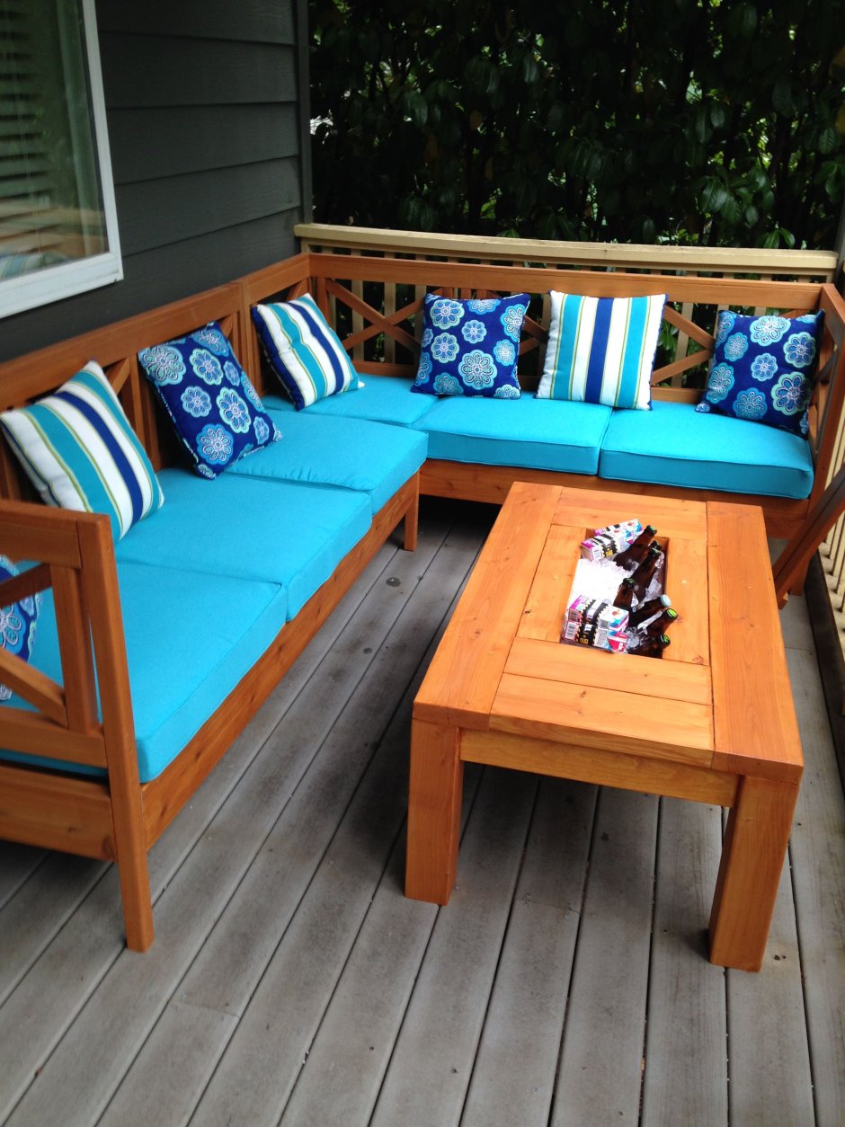 Диван на террасу из дерева