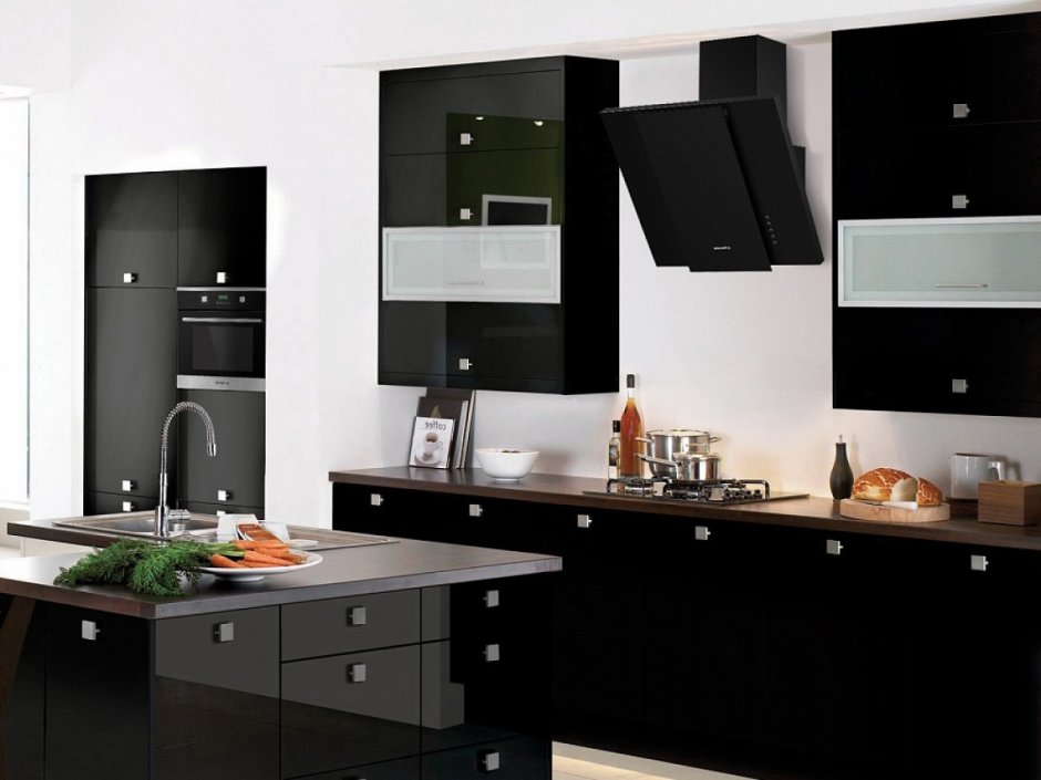 Вытяжка Maunfeld Manchester Light 60 черное стекло