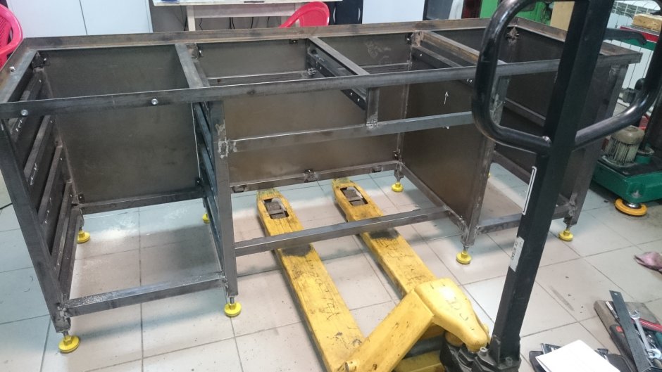 Верстак из профиля 40x20