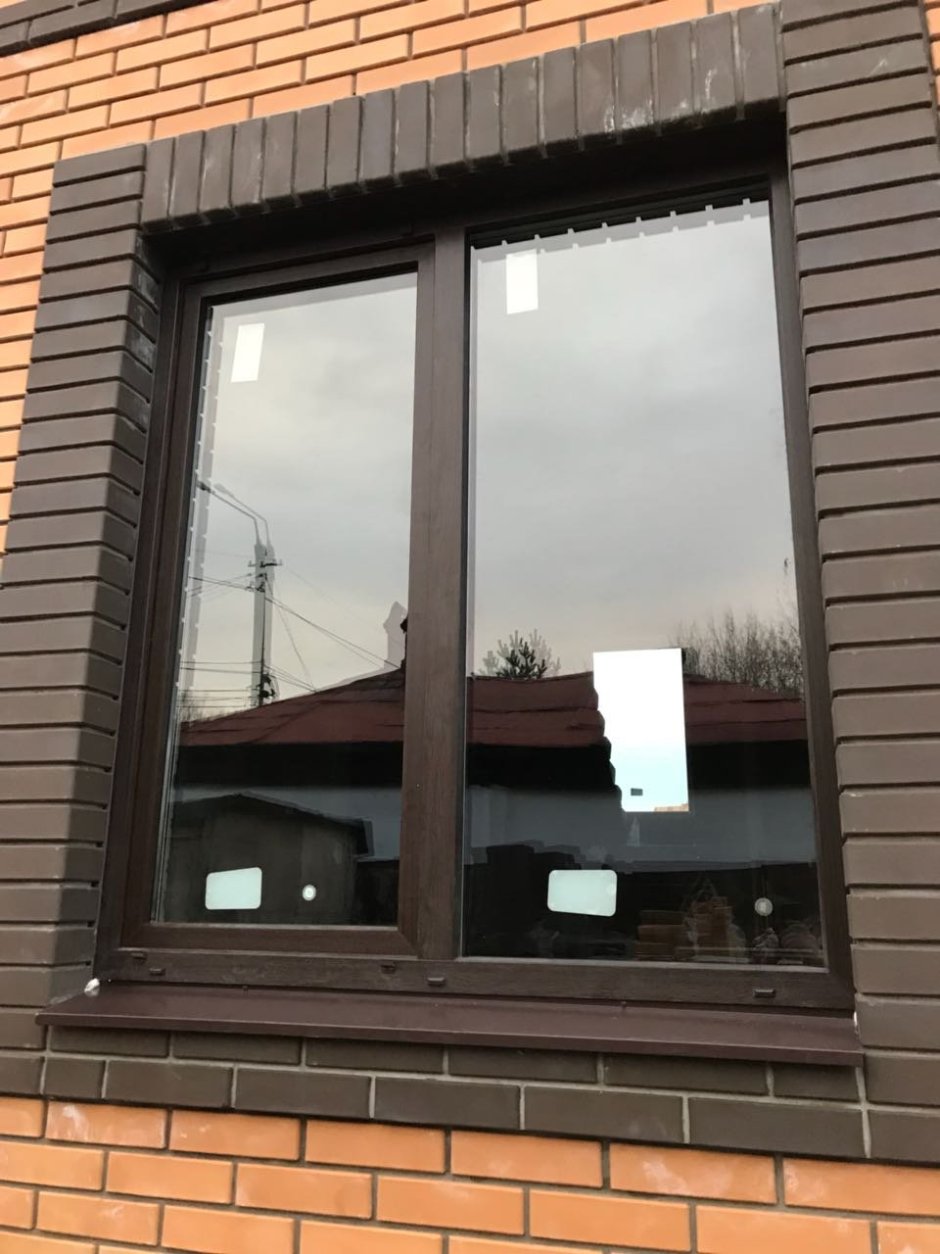 Пластиковые окна Rehau тёмный дуб