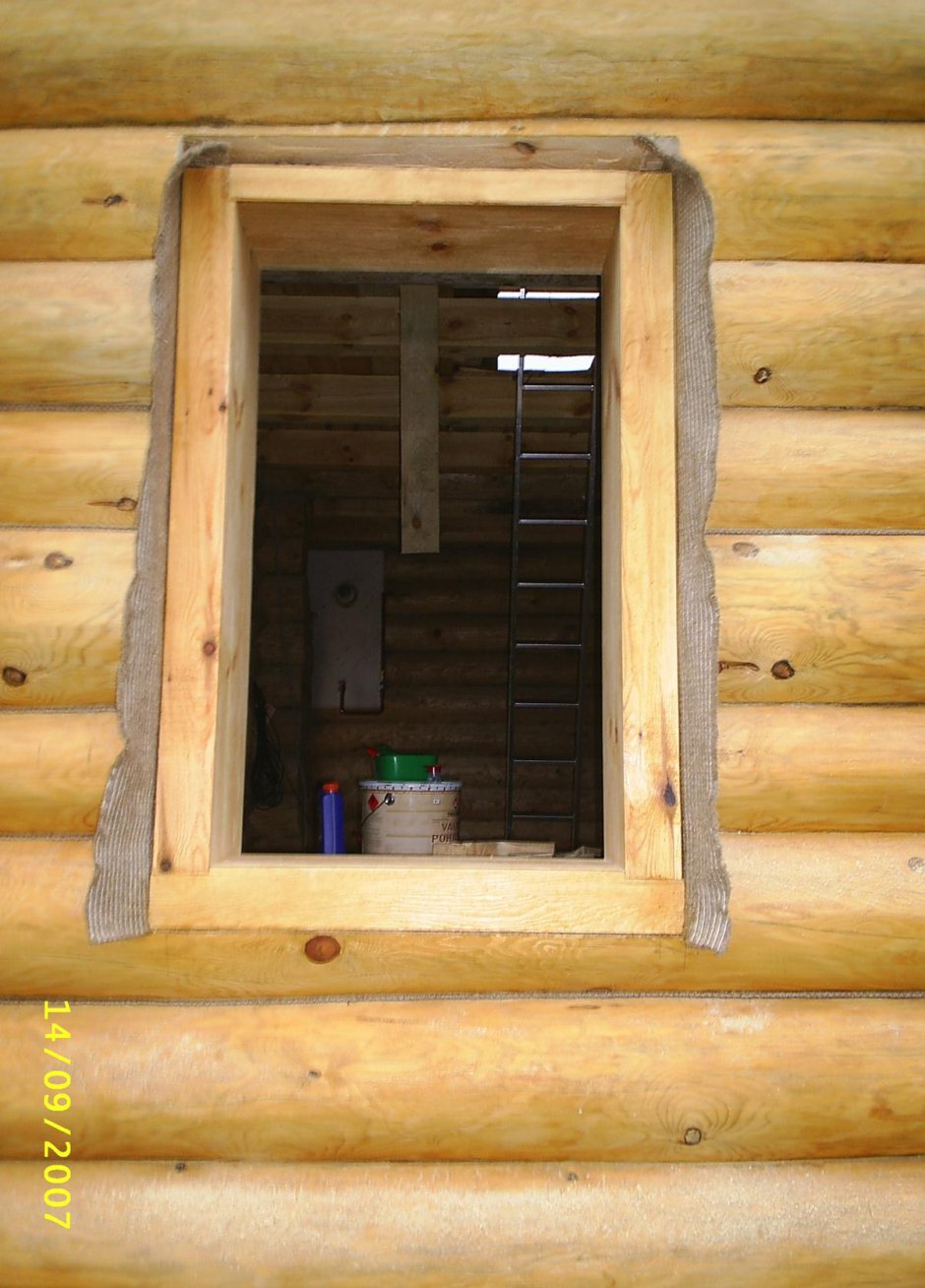 Обсад дверного проема в деревянный дом