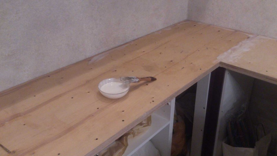 Столешница из гипсокартона на кухне