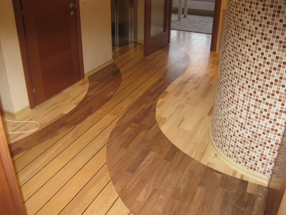 Плитка с линолеумом в коридоре