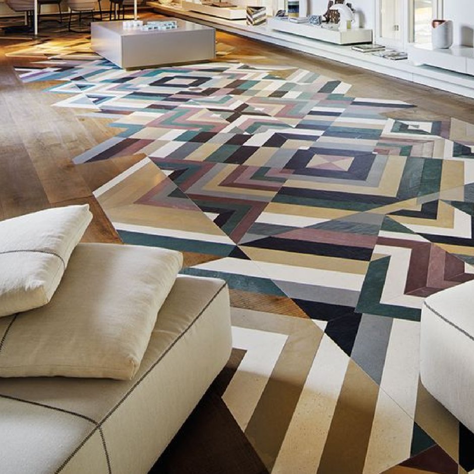 Гостиная с лестницей на второй этаж