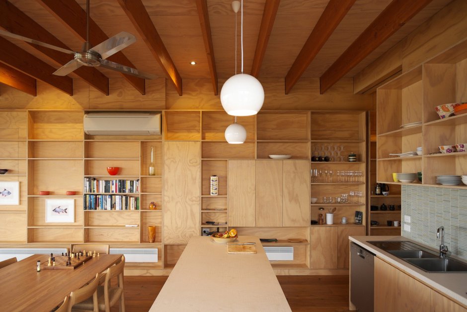 Потолок из фанеры